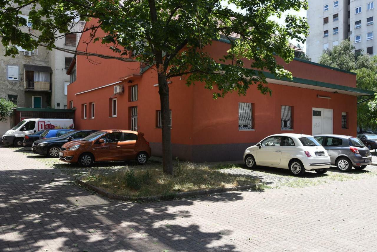 זאגרב Mary'S Apartment - With Free Parking מראה חיצוני תמונה